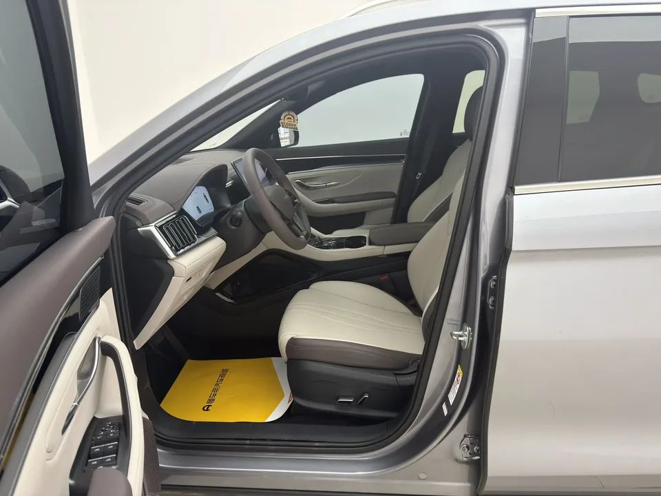 BYD Song PLUS DM Song PLUS DM 2025 DM-i 112KM Premium Edition 2025 — миниатюра 5