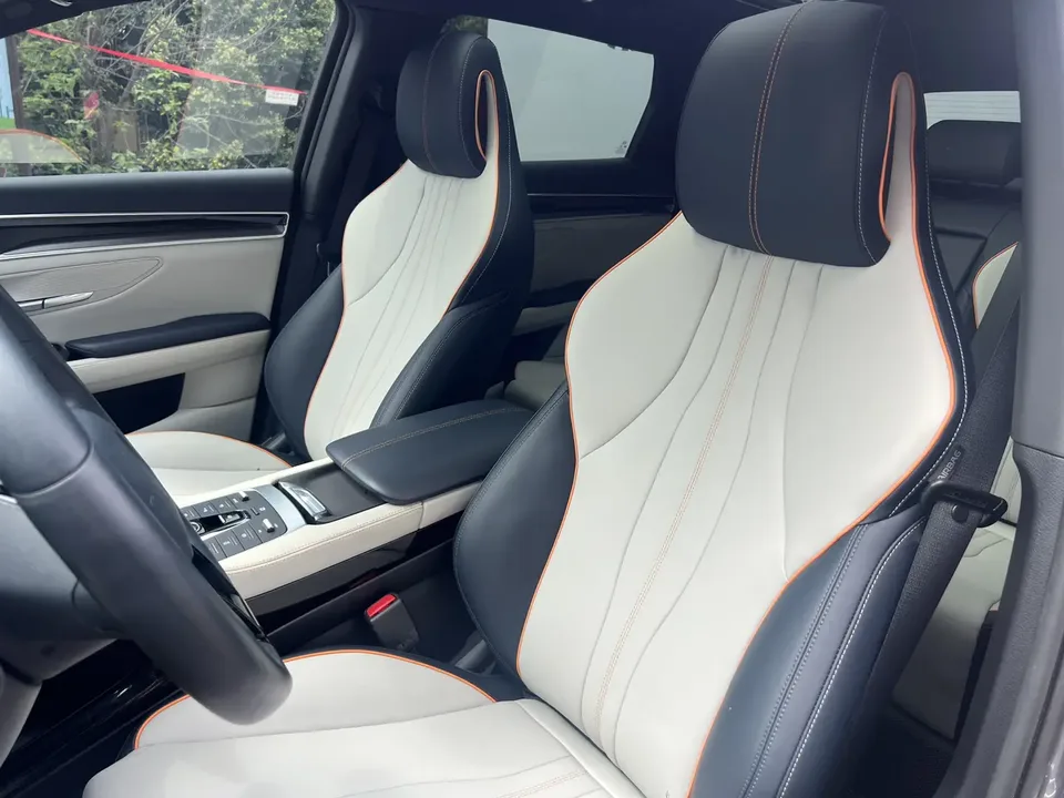 BYD Song PLUS DM DM-i 110KM 2WD flagship model 2022 — миниатюра 5