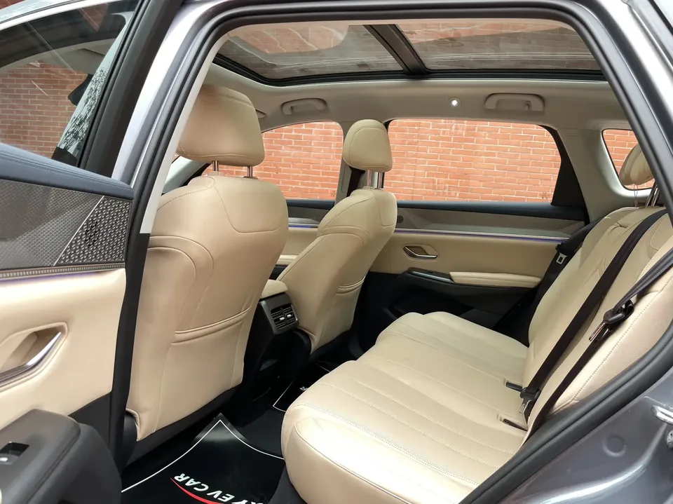 BYD Song Pro DM Second Generation Intelligent Driving Edition DM-i 115KM Beyond Edition 2025 — миниатюра 5