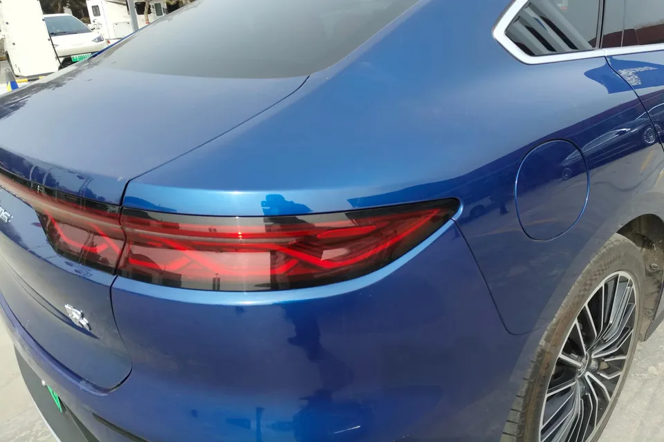 BYD Han DM DM-i 121KM Premium Edition 2022 — миниатюра 2