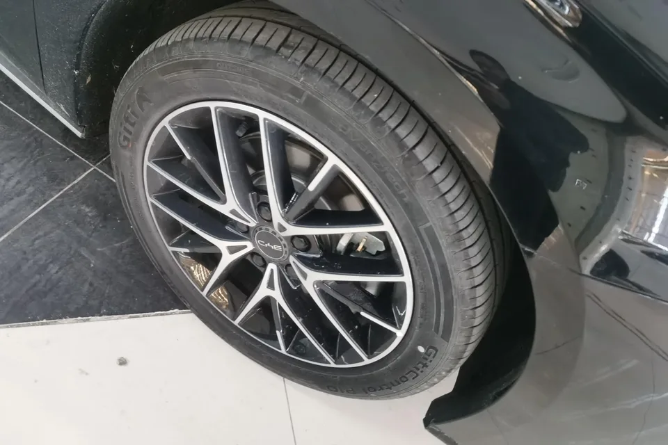 BYD Seal 07DM Intelligent Driving Edition DM-i 125KM Luxury Model 2025 — миниатюра 2