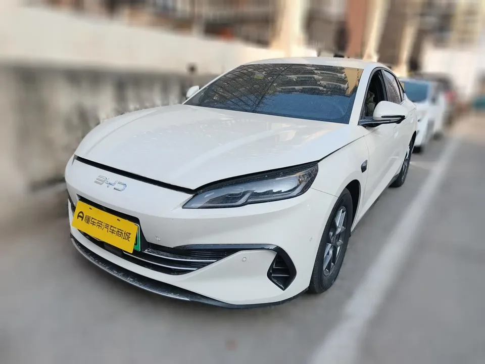 BYD Seal 06DM 2025