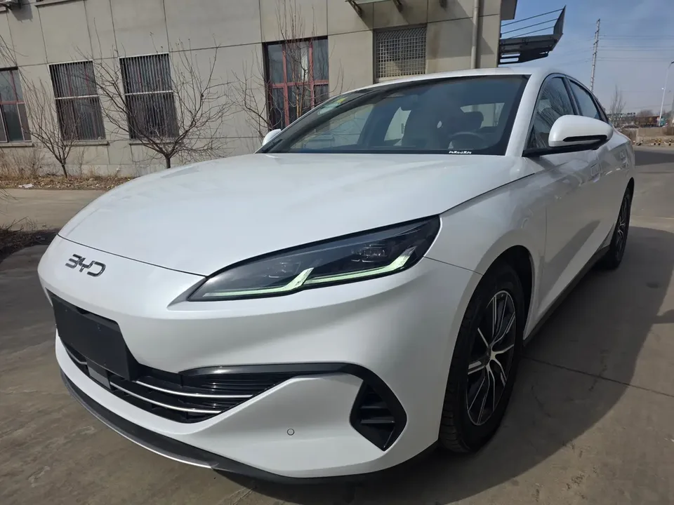 BYD Seal 06DM 2025