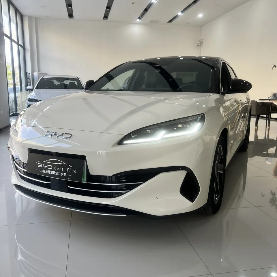 BYD Seal 06DM 2025