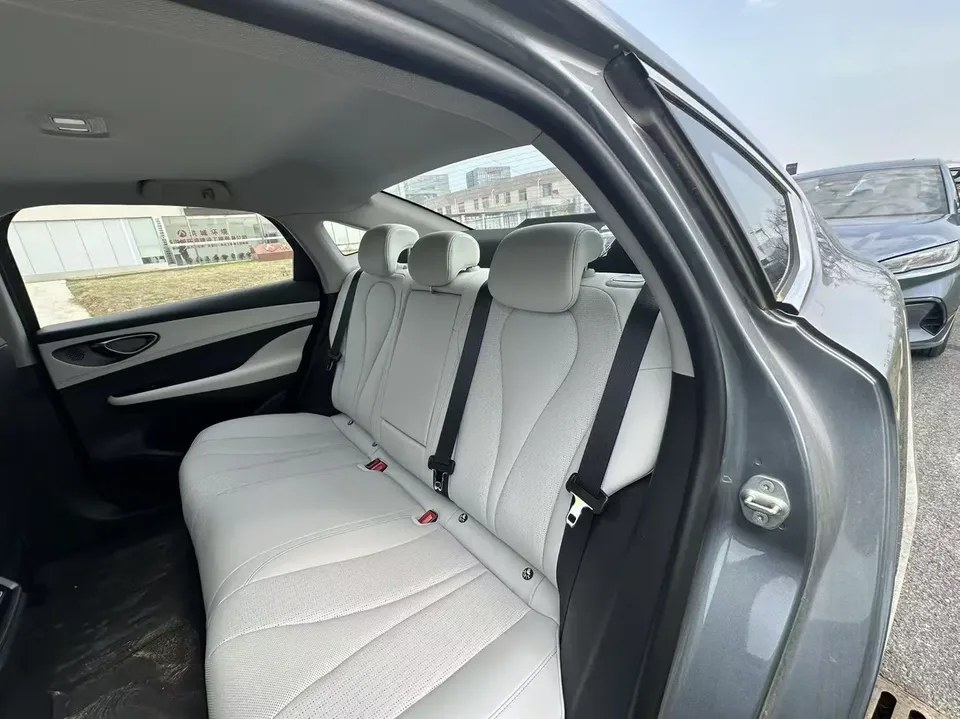 BYD Seal 05DM Intelligent Driving Edition DM-i 120KM Flagship Model 2025 — миниатюра 5