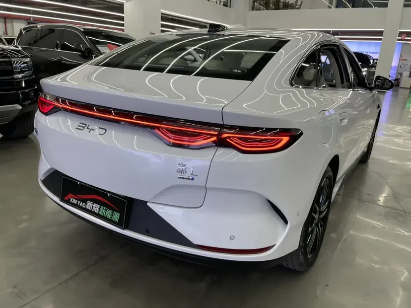 BYD Qin L EV 545km Excellence Edition 2025 — миниатюра 5