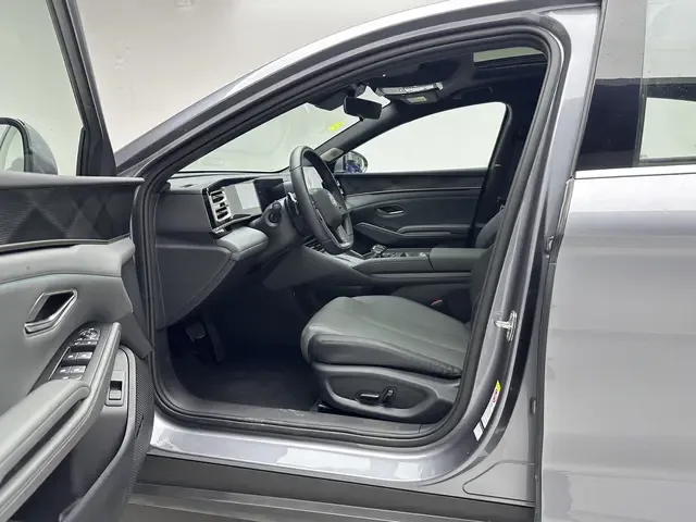 BYD Qin L DM Intelligent Driving Edition DM-i 120KM Beyond Edition 2025 — миниатюра 5