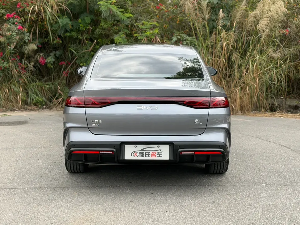 BYD Qin L DM Qin L DM 2024 DM-i 120KM Excellence Edition 2024 — thumbnail 2