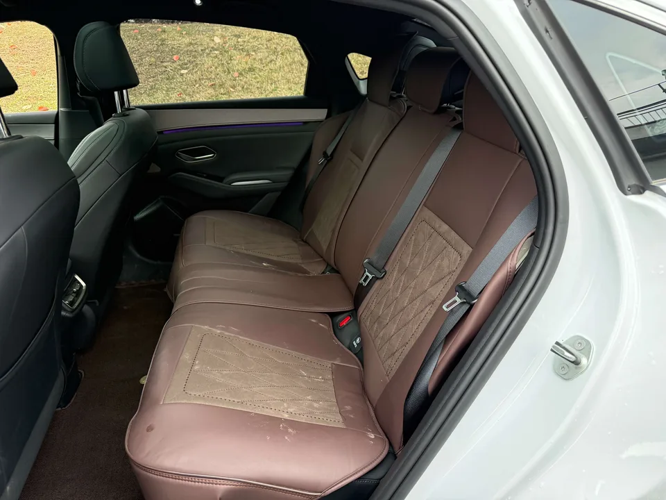 BYD Qin L DM DM-i 120KM Excellence Edition 2025 — миниатюра 3