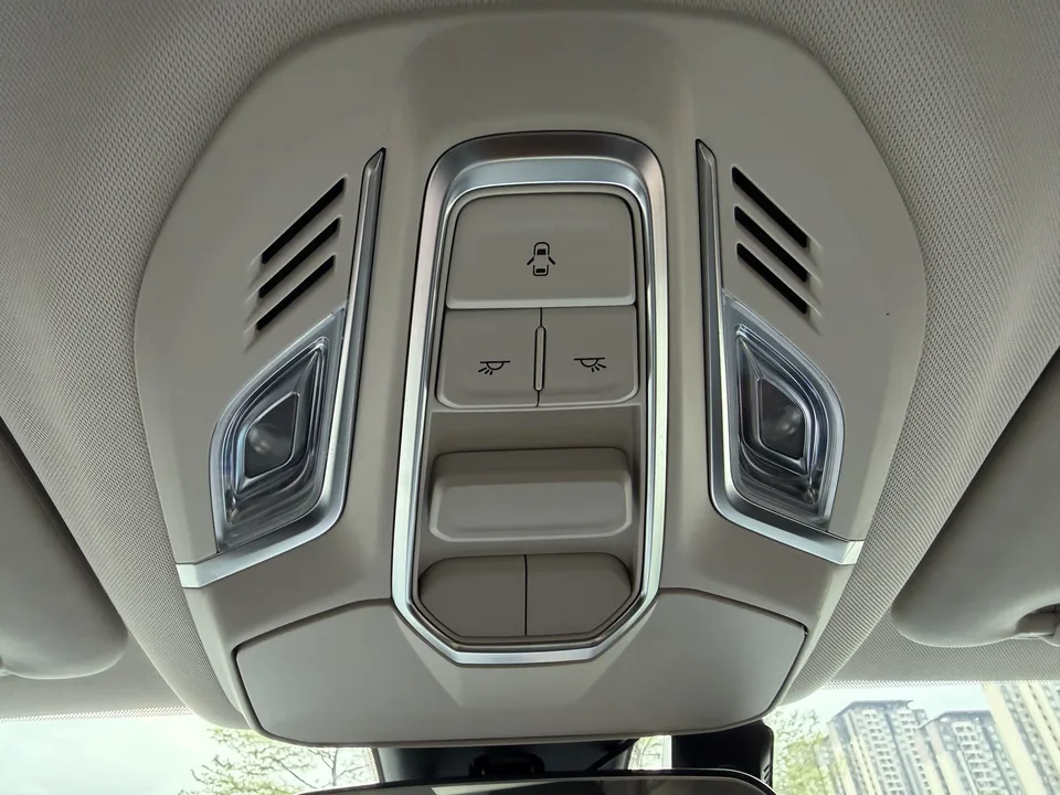 Wuling Starlight EV Co-creation Edition 510 Advanced Edition 2024 — миниатюра 3