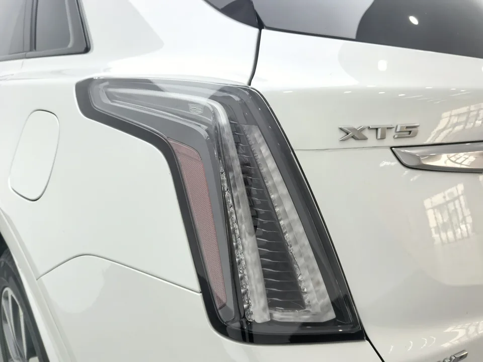 Cadillac XT5 Cadillac XT5 2022 2.0T 4WD Luxury Hummingbird Edition 2023 — thumbnail 4