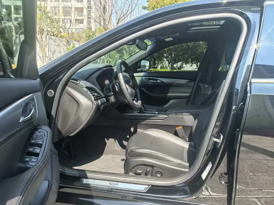 Cadillac CT5 28T Luxury Standard Edition 2023 — миниатюра 5