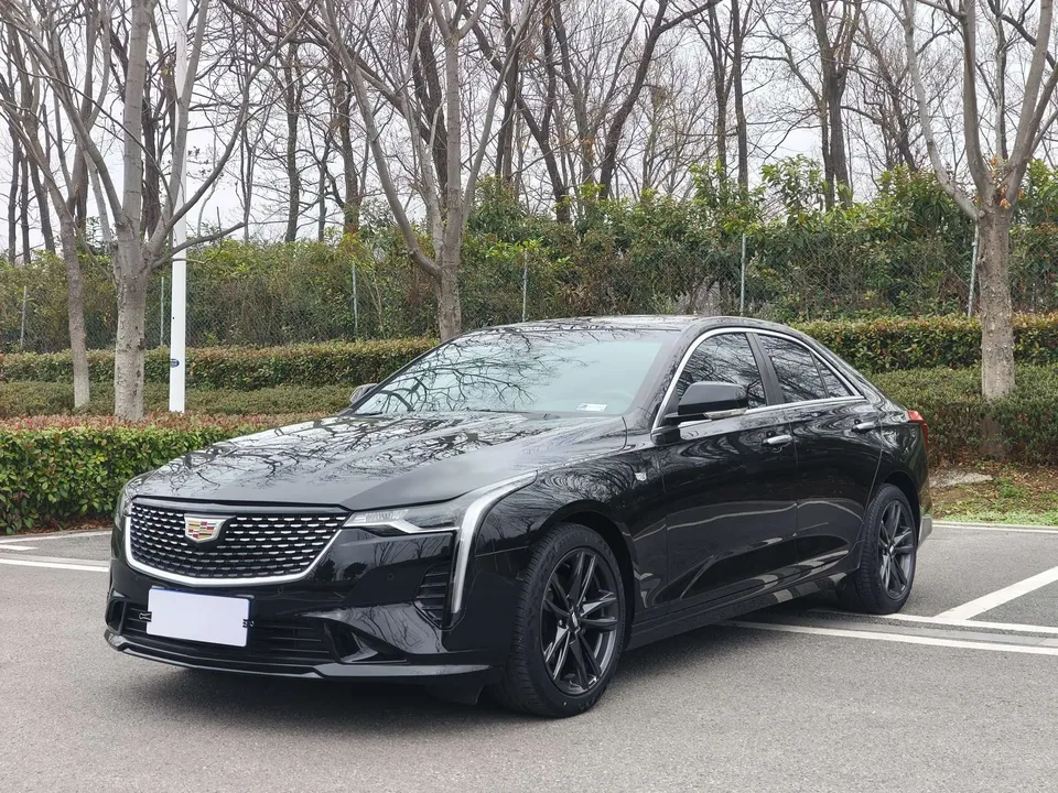 Cadillac CT4 2022