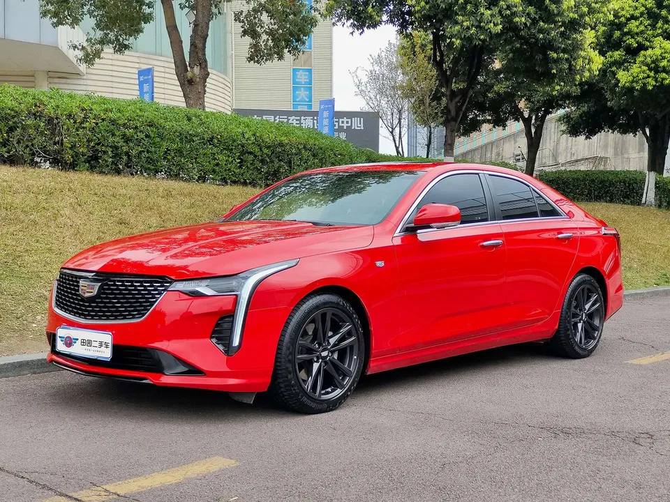 Cadillac CT4 2022