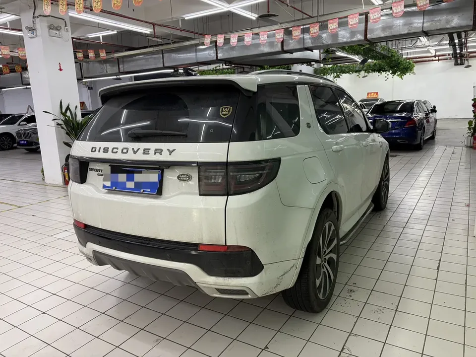 Land Rover Discover Sports Discover Sports 2022 Discovery Sport 2022 249PS R-Dynamic SE Performance Technology Edition 5 Seaters 2022 — thumbnail 2