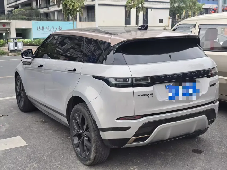Land Rover Range Rover Evoque Range Rover Evoque 2023 Aurora L 249PS Corinth Bronze Special Edition 2023 — thumbnail 4