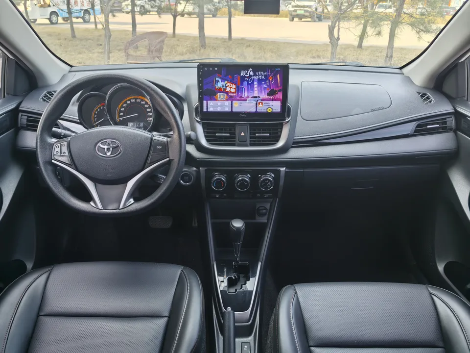 Toyota Yaris L Yaris L 2022 YARiS L 2022 1.5L CVT luxury PLUS version 2022 — thumbnail 4