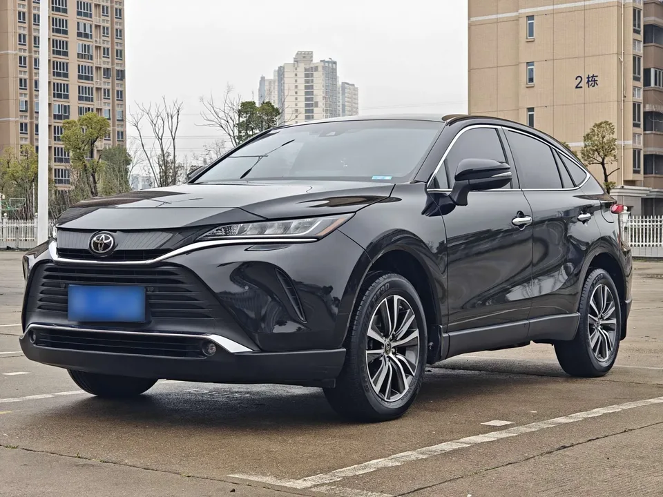 Toyota HARRIER 2022