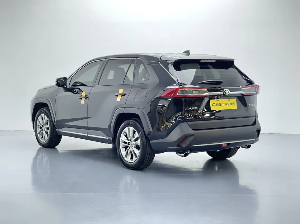 Toyota Willanda 2.0L two-wheel drive luxury PLUS version 2022 — миниатюра 2