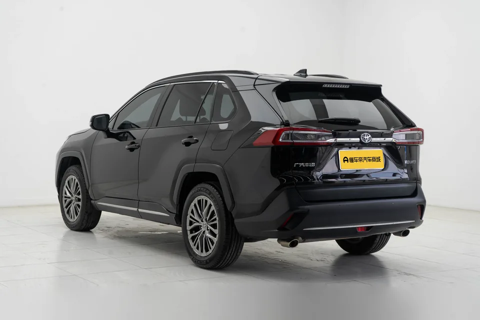 Toyota Willanda 2.0L two-wheel drive luxury PLUS version 2024 — миниатюра 2