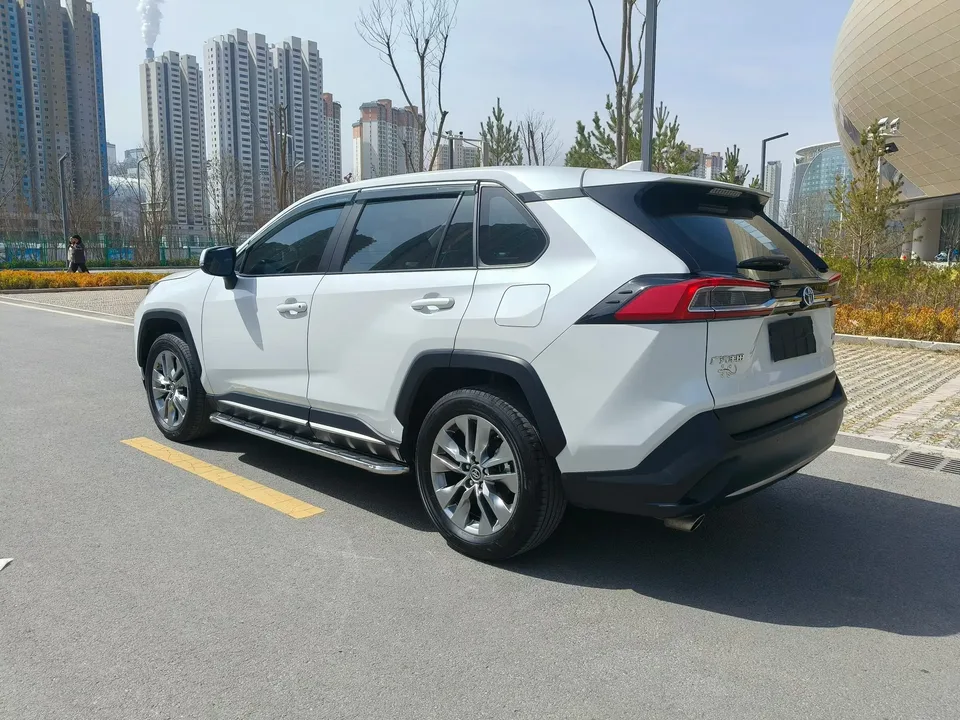 Toyota Willanda 2.0L four-wheel drive luxury version 2022 — миниатюра 4
