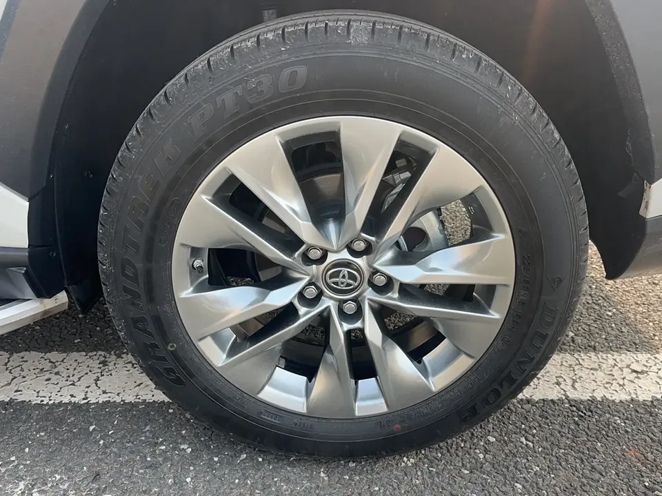 Toyota Willanda 2.0L two-wheel drive luxury PLUS version 2022 — миниатюра 3