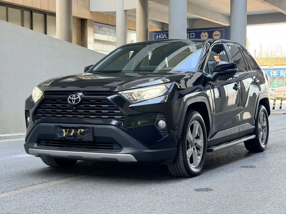 Toyota RAV4 2023