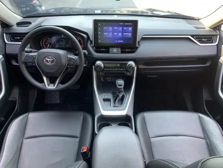 Toyota RAV4 2.0L CVT 2WD Fashion Edition 2022 — миниатюра 3