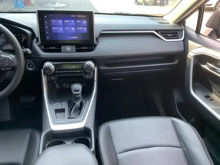 Toyota RAV4 2.0L CVT 2WD Fashion Edition 2022 — миниатюра 4