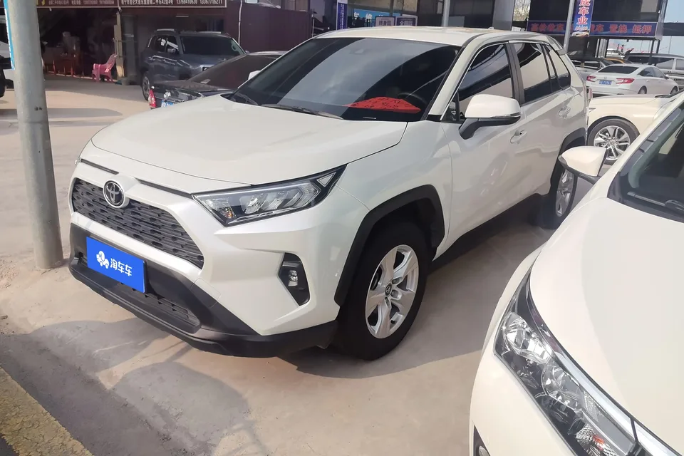 Toyota RAV4 2023