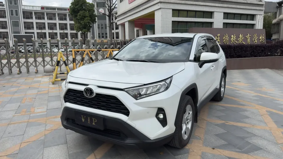 Toyota RAV4 2023