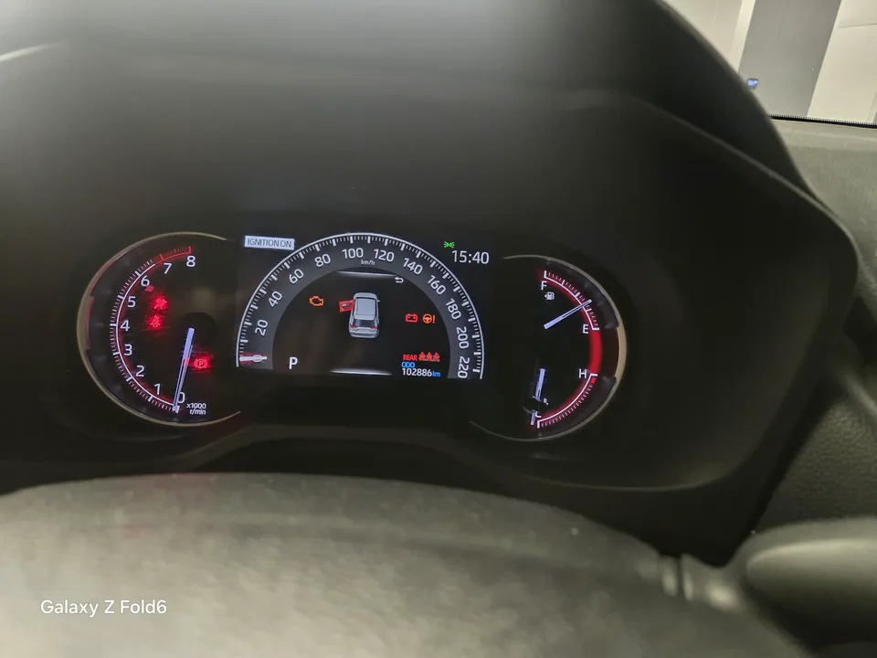Toyota RAV4 2.0L CVT 2WD Fashion Edition 2022 — миниатюра 5