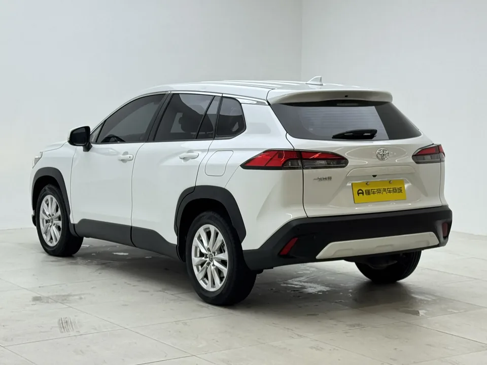 Toyota CorollaCross Corolla Sharp 2022 2.0L Premium Edition 2022 — миниатюра 2
