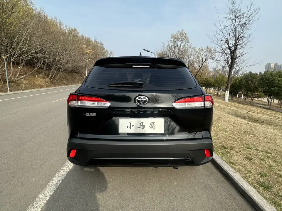 Toyota CorollaCross 2.0L CVT Elite Edition 2025 — миниатюра 2