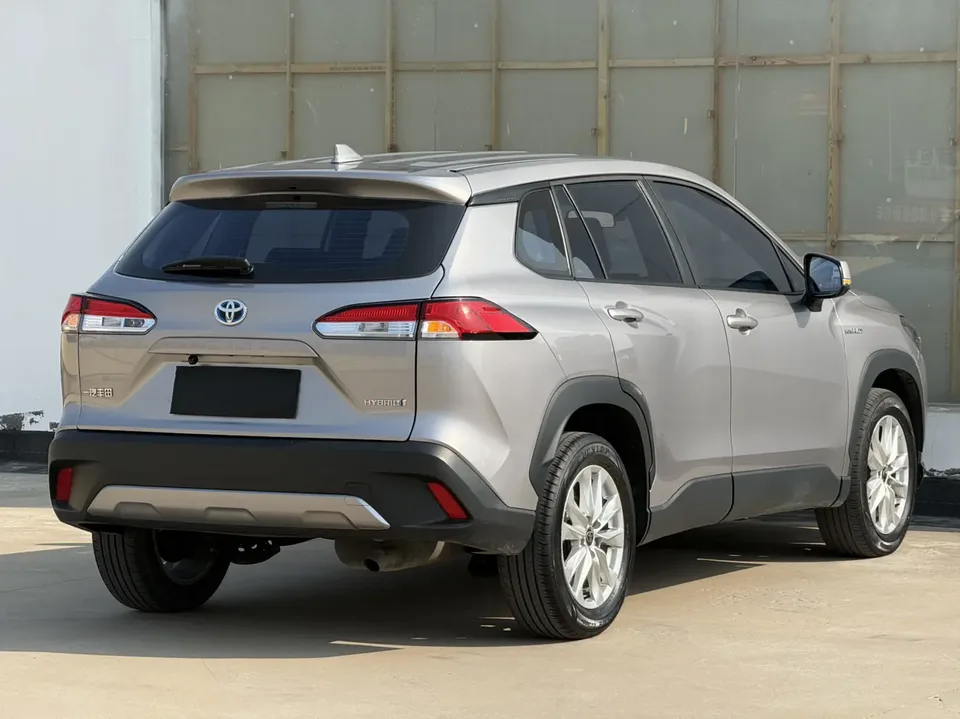 Toyota CorollaCross 2.0L Intelligent Electric Hybrid Dual Engine Pioneer Edition 2024 — миниатюра 4