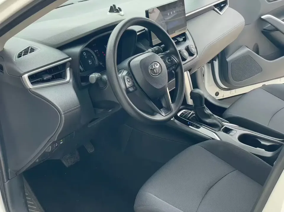 Toyota CorollaCross 2.0L CVT Pioneer Edition 2024 — миниатюра 5