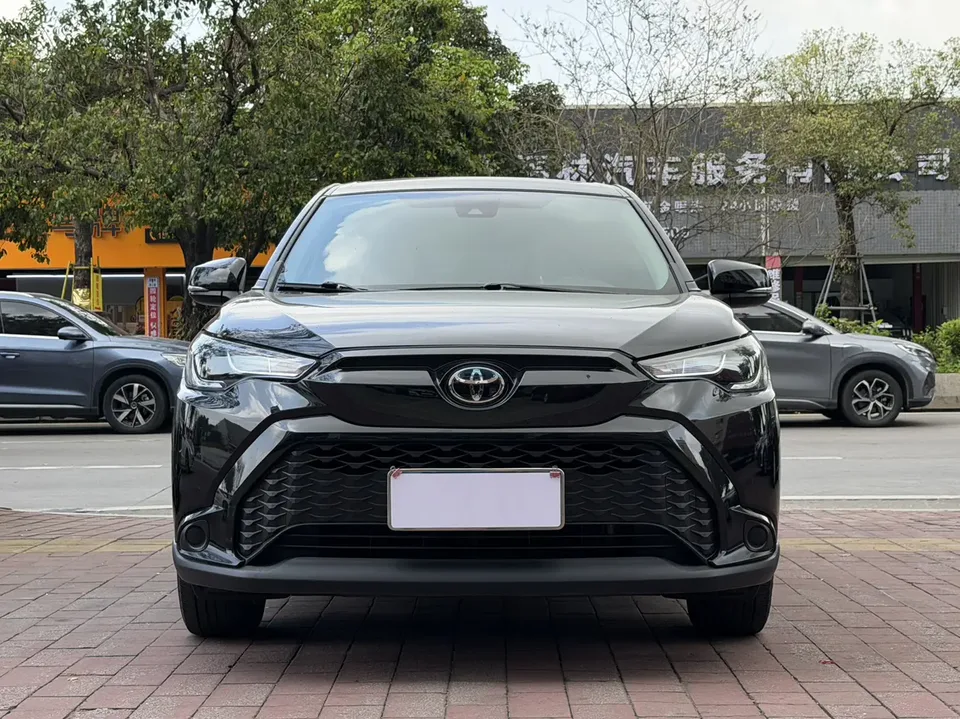 Toyota Frontlander 2022