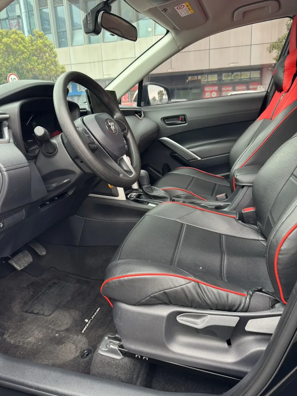 Toyota Frontlander 2.0L CVT Elite Edition 2024 — миниатюра 3