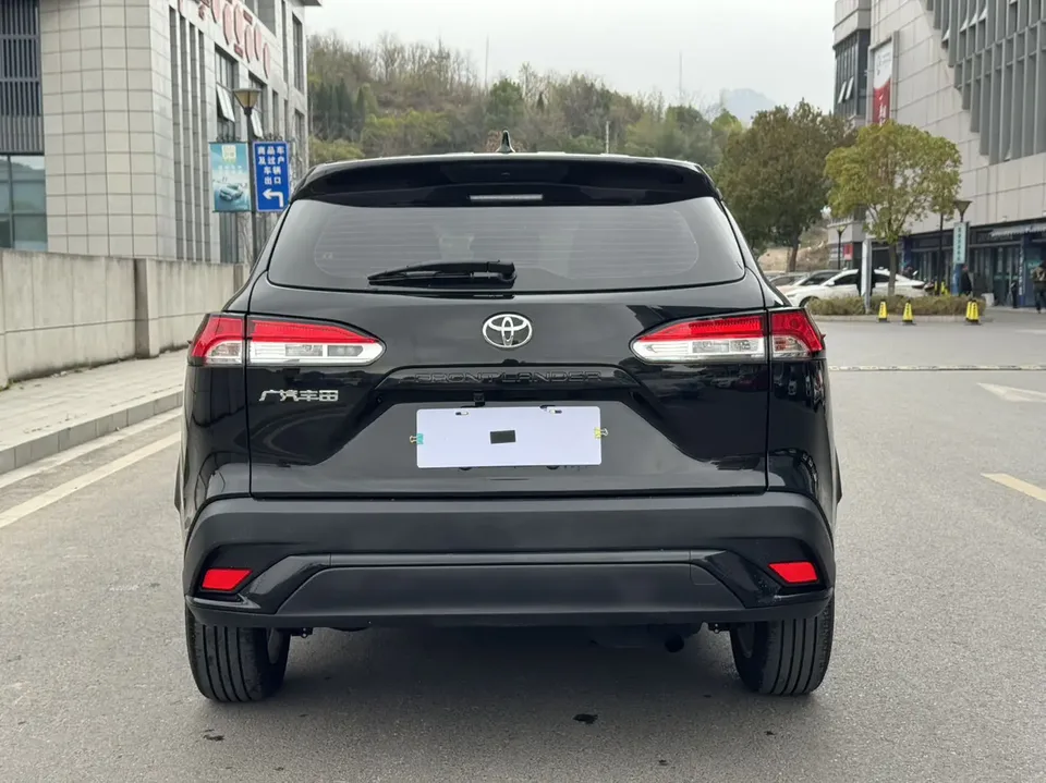 Toyota Frontlander 2.0L CVT Elite Edition 2024 — миниатюра 5