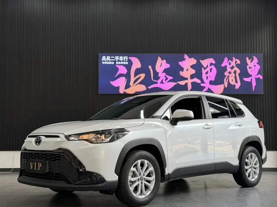 Toyota Frontlander 2024