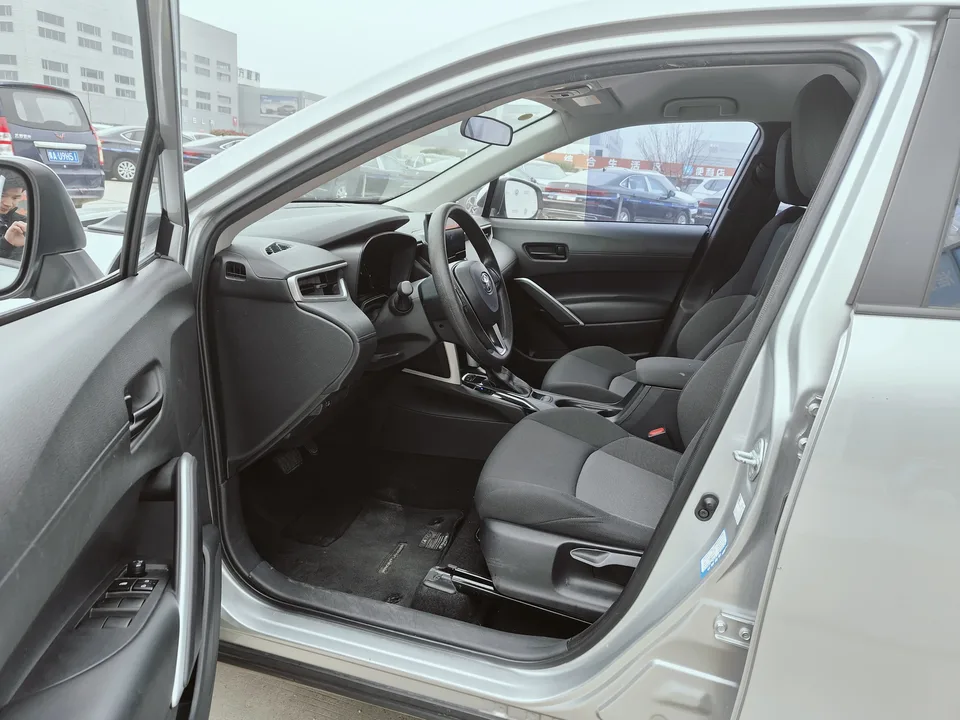 Toyota Frontlander 2.0L CVT Elite Edition 2024 — миниатюра 5