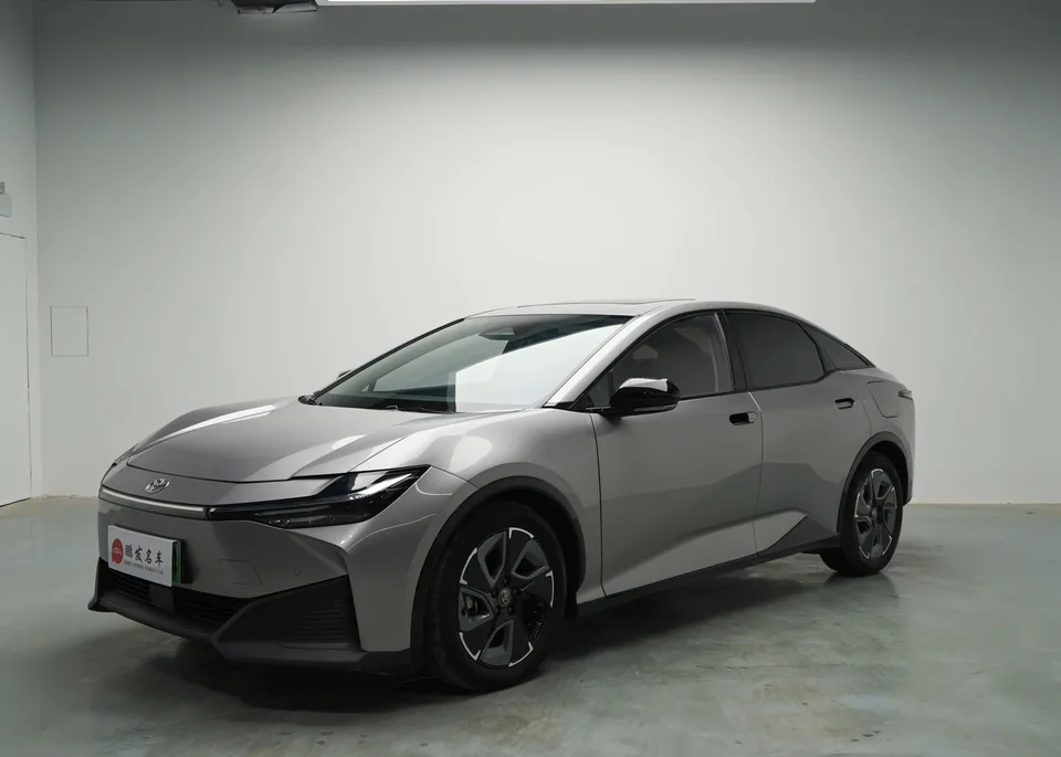 Toyota bZ3 2023