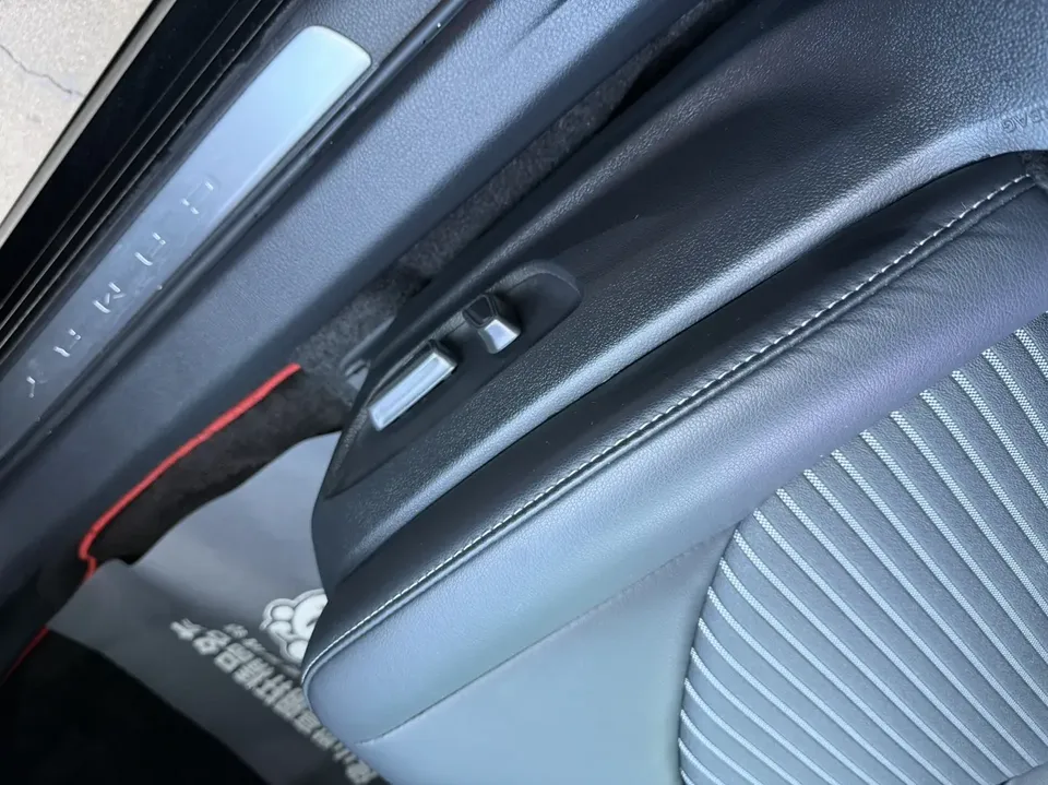 Toyota Camry 2.0S Cavalier Edition 2023 — миниатюра 4