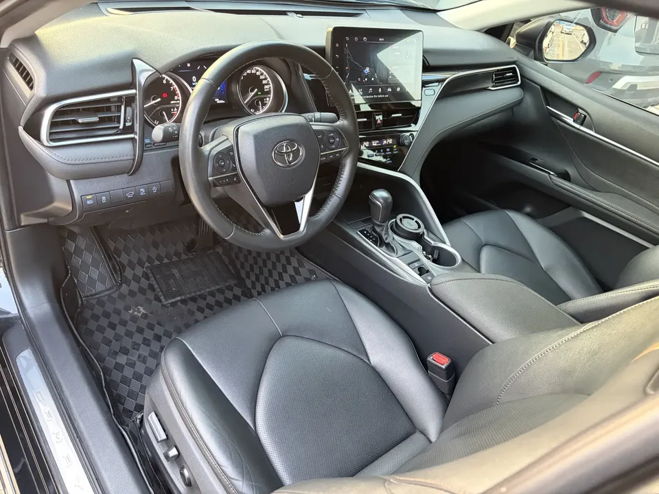 Toyota Camry 2.0G Deluxe Edition 2023 — миниатюра 5