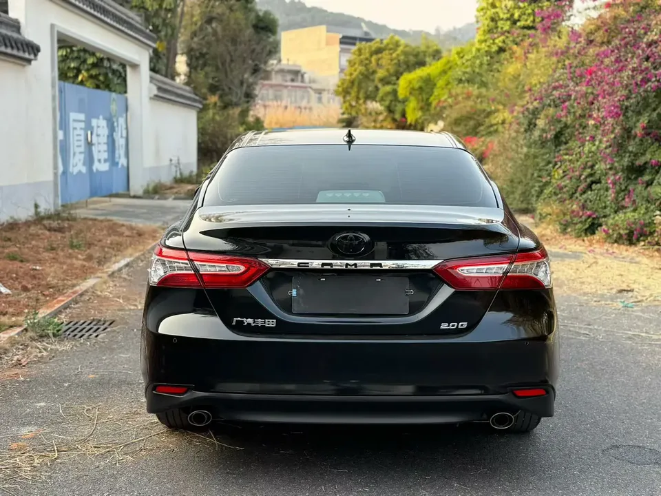 Toyota Camry 2.0G Deluxe Edition 2022 — миниатюра 5