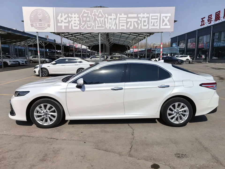 Toyota Camry 2022
