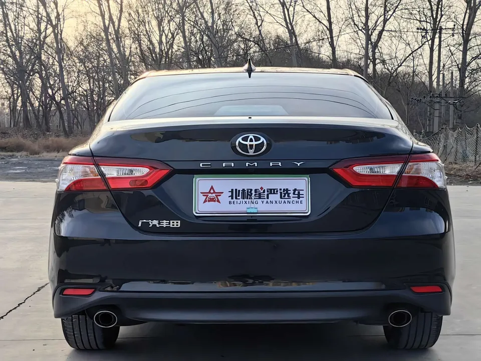 Toyota Camry 2.0GVP Leading Edition 2022 — миниатюра 3