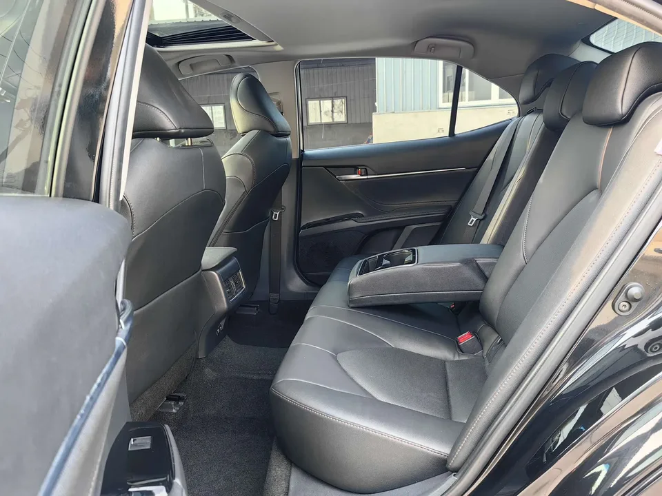 Toyota Camry 2.0GVP Leading Edition 2022 — миниатюра 5