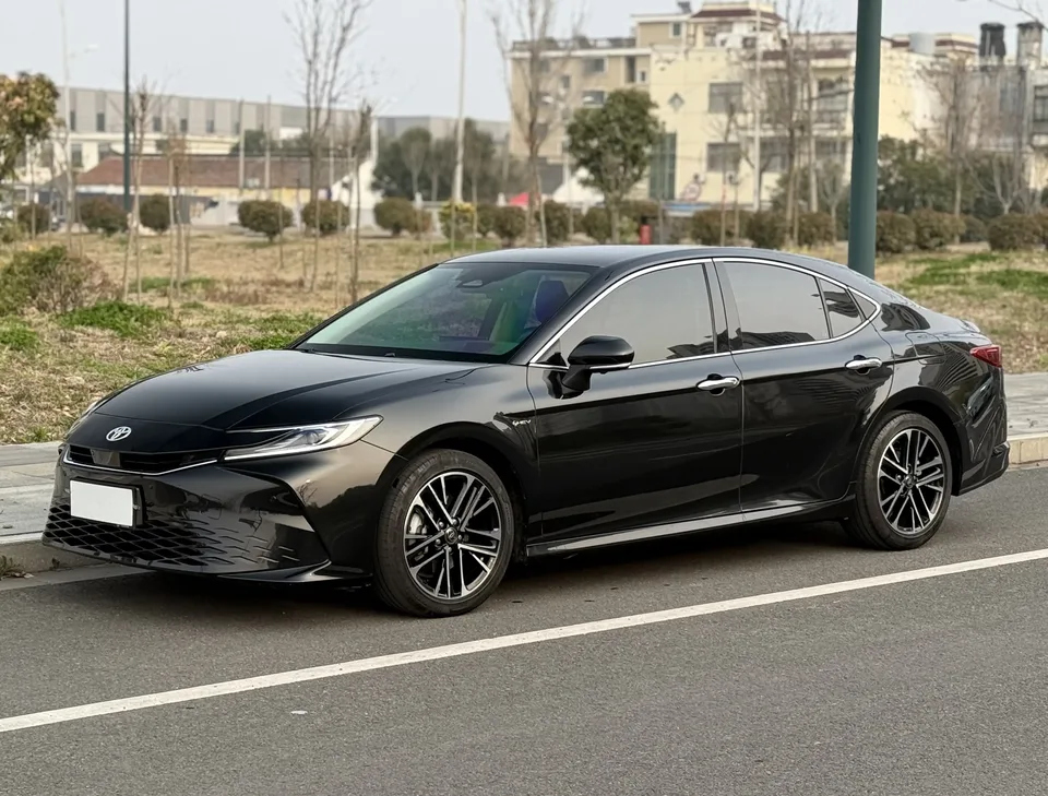 Toyota Camry 2024