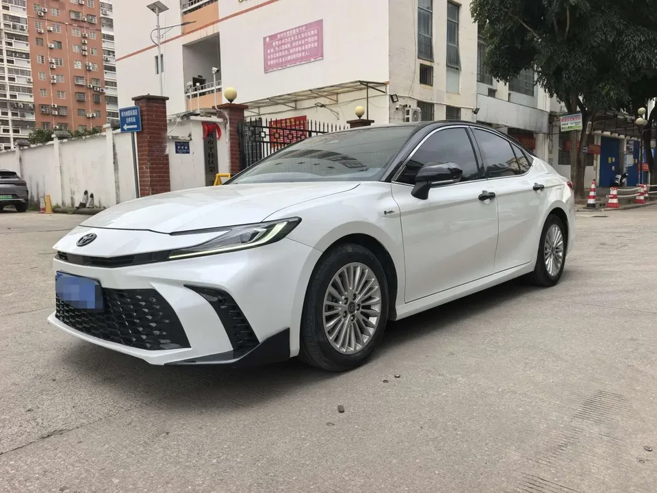 Toyota Camry 2024